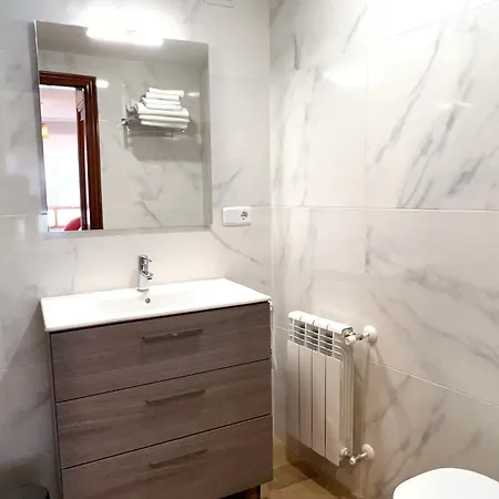 Europa Centric Parking Gratis * Oviedo