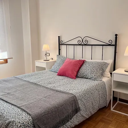 Europa Centric Parking Gratis * Oviedo